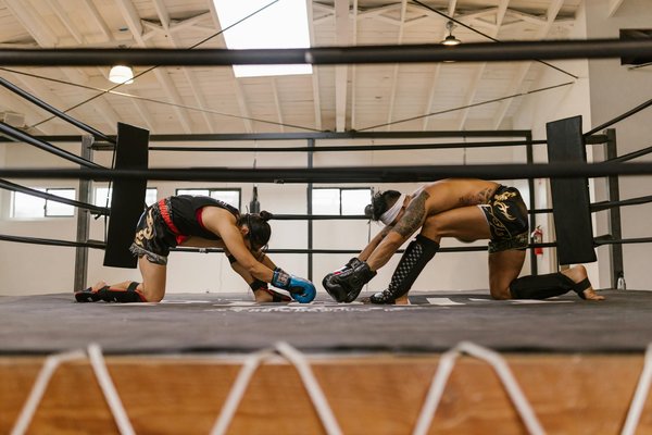 Unlocking On-Field Synergy: Innovative Off-Field Team Bonding Activities for Football Success!